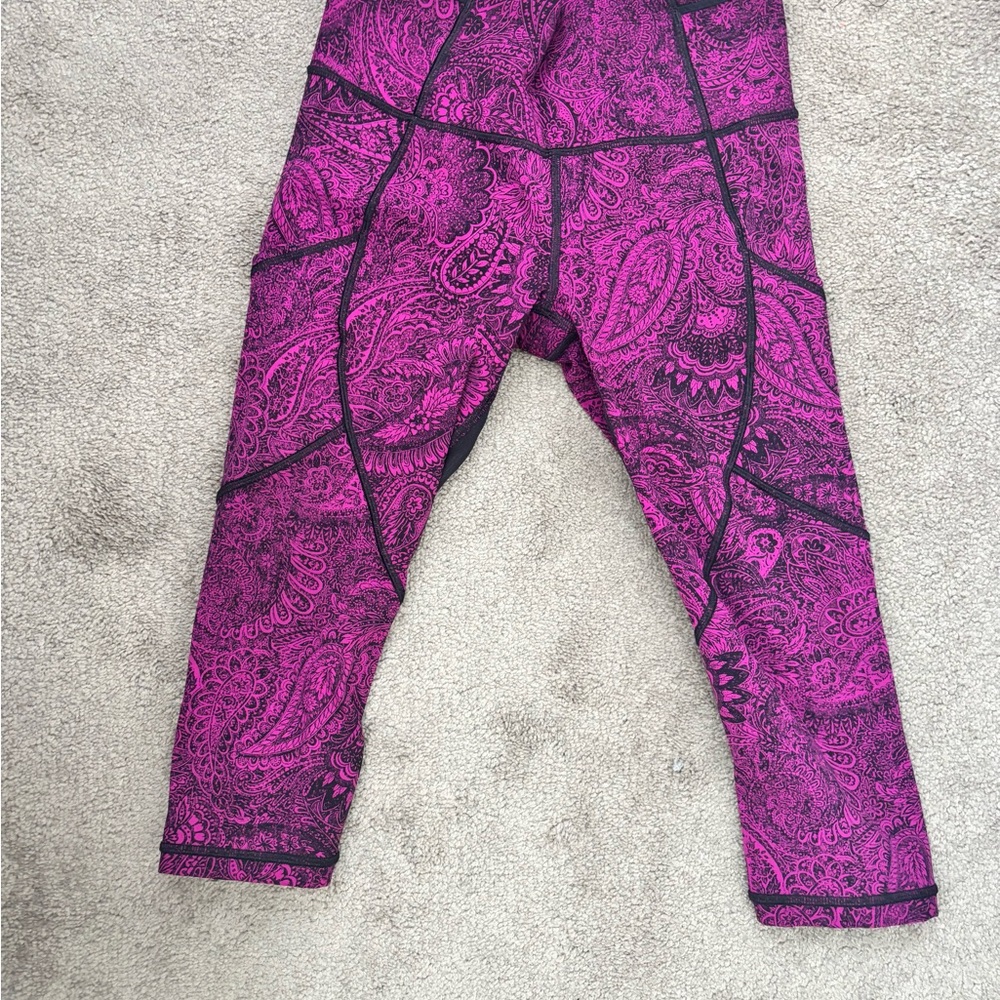 Lululemon Paisley Patterned Leggings